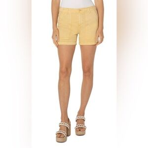 NWT Liverpool pale yellow shorts
Size 6